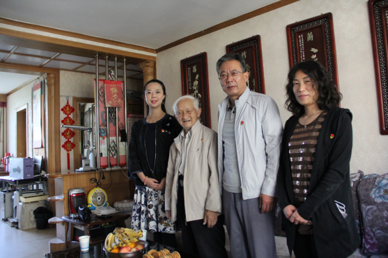 中共青海省第三建筑工程有限公司支部委員會開展&ldquo;走訪慰問暖人心，紅色精神永傳承&rdquo;活動