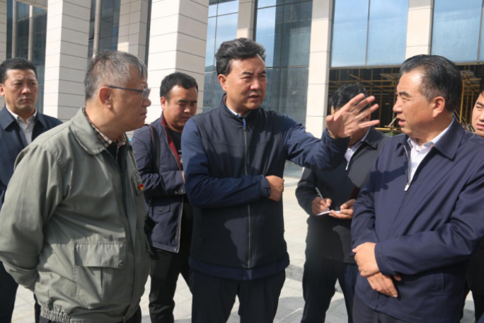 省人大常委會(huì)副主任、海東市委書記鳥成云專題調(diào)研曹家堡保稅物流園